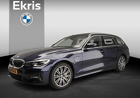 BMW 330e 330 3 Serie Touring | Laserlicht | Leder |