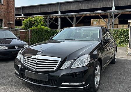 Mercedes-Benz E 200 E -Klasse Lim. CGI BlueEfficiency