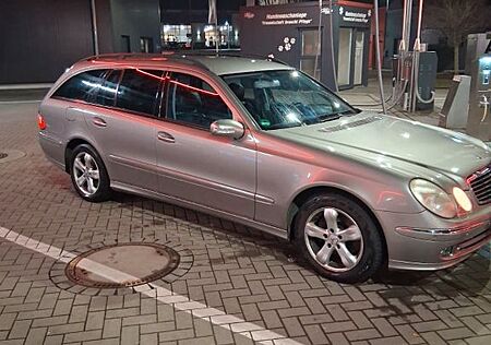 Mercedes-Benz E 320 CDI T AVANTGARDE Avantgarde
