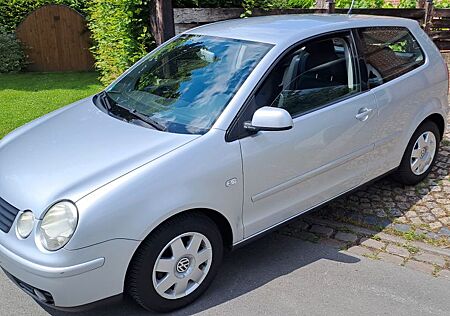 VW Polo Volkswagen 1.4 FSI Highline Highline