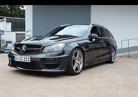 Mercedes-Benz C 63 AMG PP