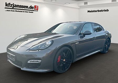 Porsche Panamera GTS