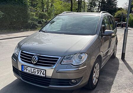 VW Touran Volkswagen 2.0 TDI Highline