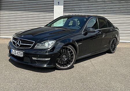 Mercedes-Benz C 63 AMG *Sport*Leder*Xen*LED*Harman&Kar*19 Kamer
