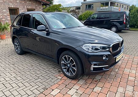 BMW X5 xDrive30d+Leder+Navi+Bi-Xenon+