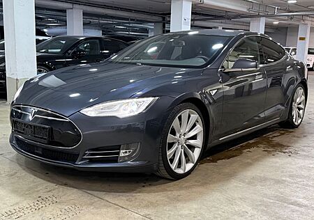 Tesla Model S Dual Navi~Klima~Xenon~Teilleder
