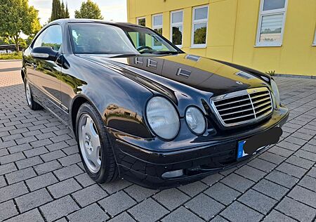 Mercedes-Benz CLK 230 KOMPRESSOR AVANTGARDE Avantgarde