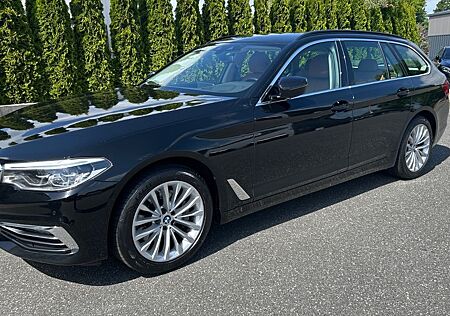BMW 530d xDrive TourLuxuryHUD-Standh-AHK-Led-HarmanK