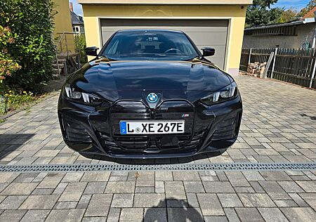 BMW i4 gebraucht kaufen BMW i4 M50 - M Sportpaket Pro, LED, AHK