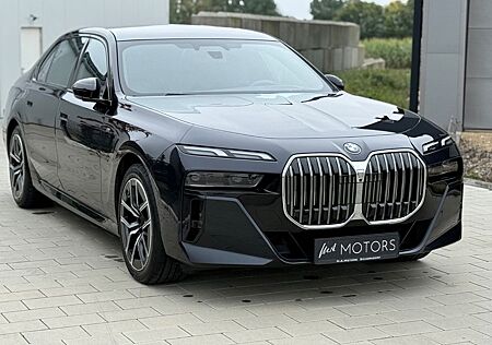 BMW 740d xDrive M-SPORT/B&W/PANO/HEAD/GARANTIE