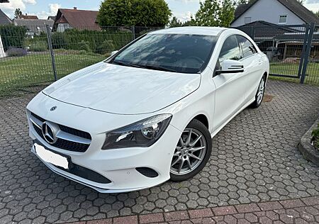 Mercedes-Benz CLA 220 4MATIC Navi+Kamera+SHZ+8fach-Bereift