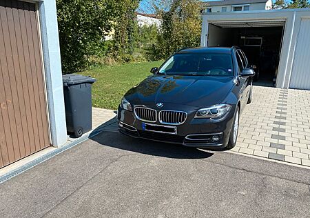 BMW 520d xDrive Touring Luxury Line HEAD UP Navi