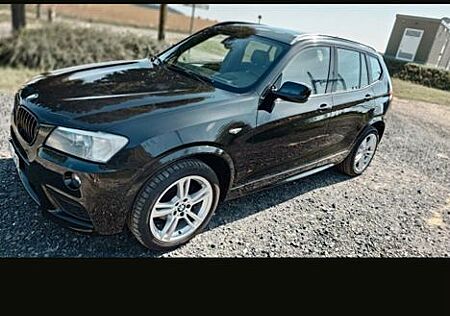 BMW X3 xDrive30d-F25 Leder Panorama 360° Kamera HUD