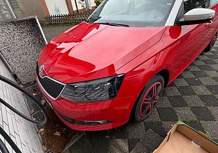 Skoda Fabia 1.0l TSI Cool Ed. Red&Grey schw Felgen...