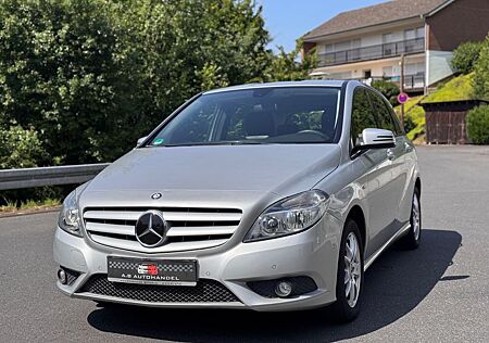 Mercedes-Benz B 180 B -Klasse Sports Tourer 1.6 122PS/NAVI