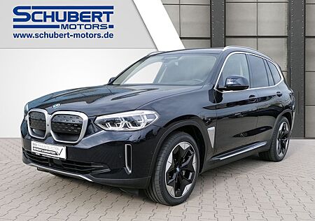 BMW iX3 Impressive Park-Assistent HUD LED