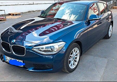 BMW 114i -