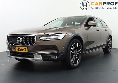 Volvo V90 Cross Country 2.0 D5 Pro AWD | AHK | Leder |