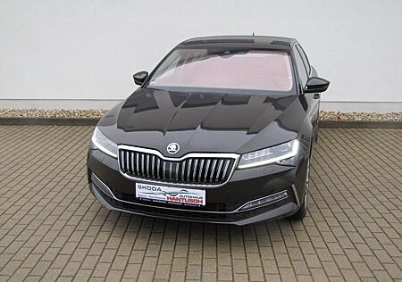 Skoda Superb Lim. L&K 2.0l TDI 200PS 7-Gang DSG 4x4