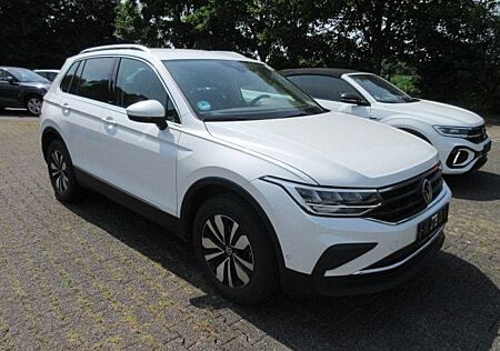 VW Tiguan Volkswagen MOVE 2.0 TDI DSG NAVI KAMERA LED ACC ALU