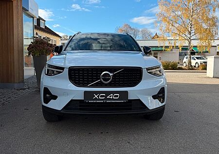 Volvo XC 40 XC40 B3 Plus Dark/3 Pakete/Allwetterräder++