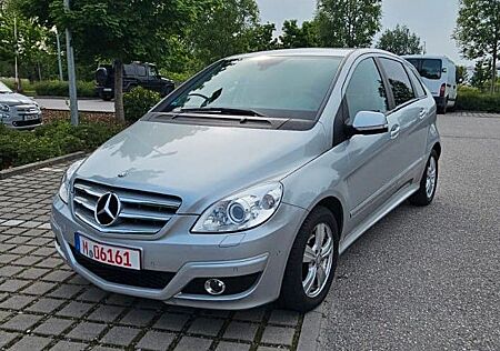 Mercedes-Benz B 200 B -Klasse