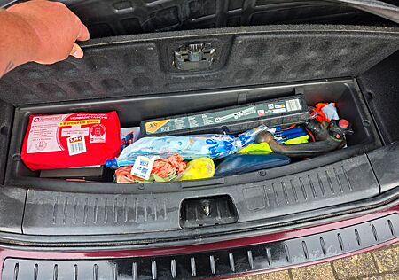 Chevrolet Captiva 2.2 LTZ 4WD 7-Sitzer LTZ