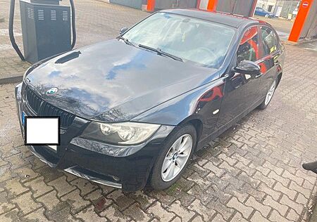BMW 318i - Motor mit 40.000 KM