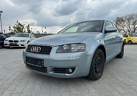 Audi A3 2.0 FSI Attraction