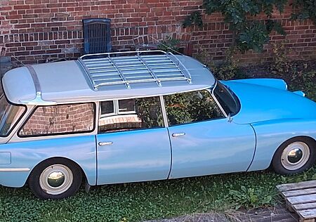 Citroën DS ID19F Ambulance 1967 21er Motor 5-Gang