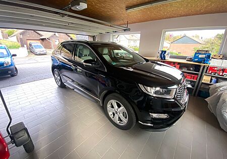 Ford Edge 2,0 l TDCi Bi-Turbo "4x4 Vignale