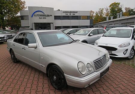 Mercedes-Benz E 240 AVANTGARDE *AHK+KLIMA+TEMPO**AUTOMATIK