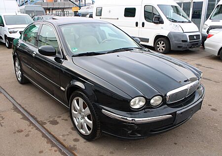 Jaguar X-Type 2,0 DIESEL*EXECUTIVE*KLIMATRON*NAVI*LEDER