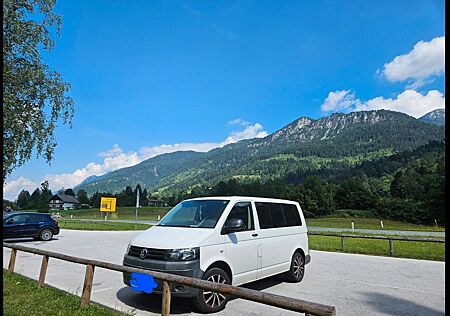 VW T5 Volkswagen Bus 2.0 TDI 140PS | BJ 2011 | frisch TÜV
