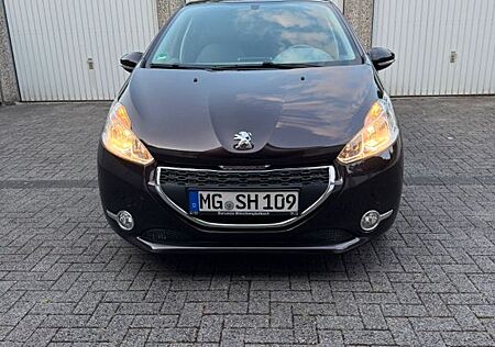 Peugeot 208 1.2 Active 82 VTi Active