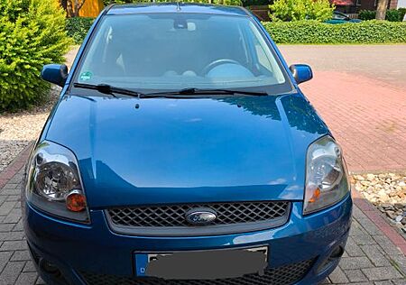 Ford Fiesta 1,4 16V Ambiente Ambiente