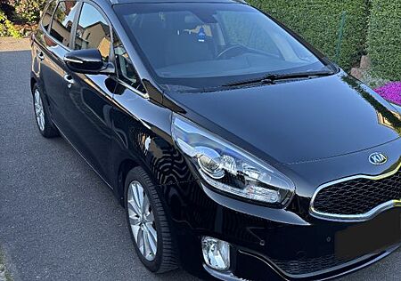 Kia Carens 1.7 CRDi 141PS UEFA EURO 2016 UEFA EU...
