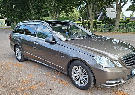 Mercedes-Benz E 350 CDI T BlueEFFICIENCY ELEGANCE ELEGANCE