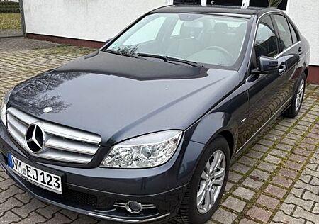 Mercedes-Benz C 180 CGI BlueEFFICIENCY AVANTGARDE AVANTGARDE