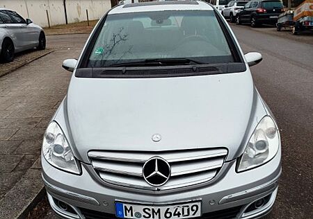 Mercedes-Benz B 200 Turbo -
