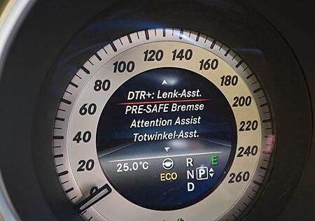 Mercedes-Benz E 350 BlueTEC 4MATIC T -