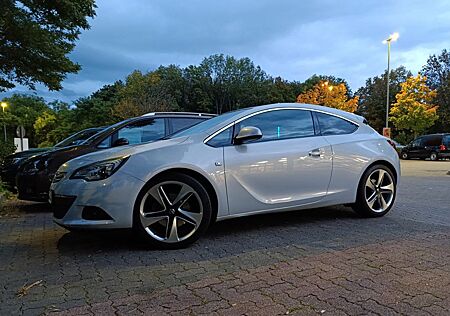 Opel Astra GTC 20 Zoll sehr gepflegt