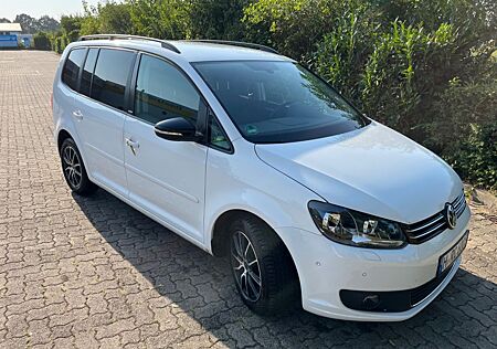 VW Touran Volkswagen 1.2 TSI Style BlueMotion Technology S...