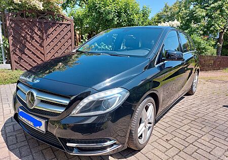 Mercedes-Benz B 180 - Sportpaket, schwenkb.Anhängerkupplung