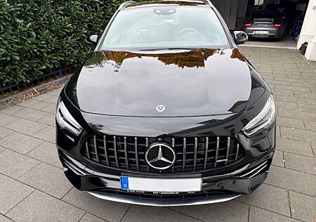 Mercedes-Benz GLA 35 AMG gebraucht kaufen Mercedes-Benz GLA 35 AMG *4Matic *Head-Up*Burmester*Perfom.Sitz