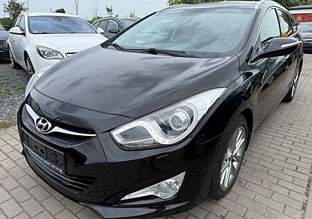 Hyundai i40 Automatik 1.7 CRDI TÜV lange sehr grpflegt !