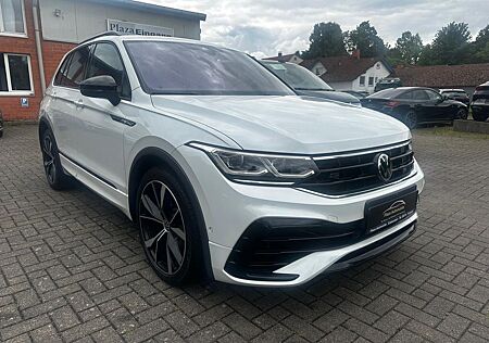 VW Tiguan Volkswagen 2.0 TDI R-Line BLACKSTYLE PANO STHZ HUD