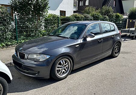 BMW 118d Limousine 143 PS Lifestyle
