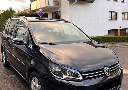 VW Touran Volkswagen 1.6 TDI Trendline BlueMotion Technolo...