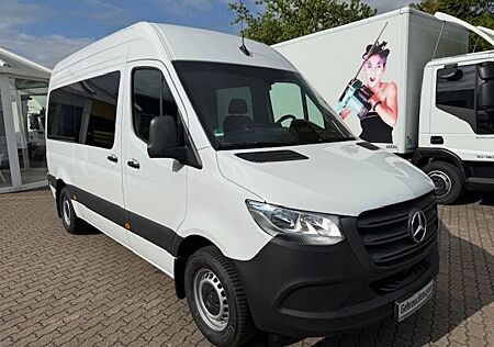 Mercedes-Benz Sprinter Hoch-Tourer 311 CDI 9G-TRONIC 9- Sitzer